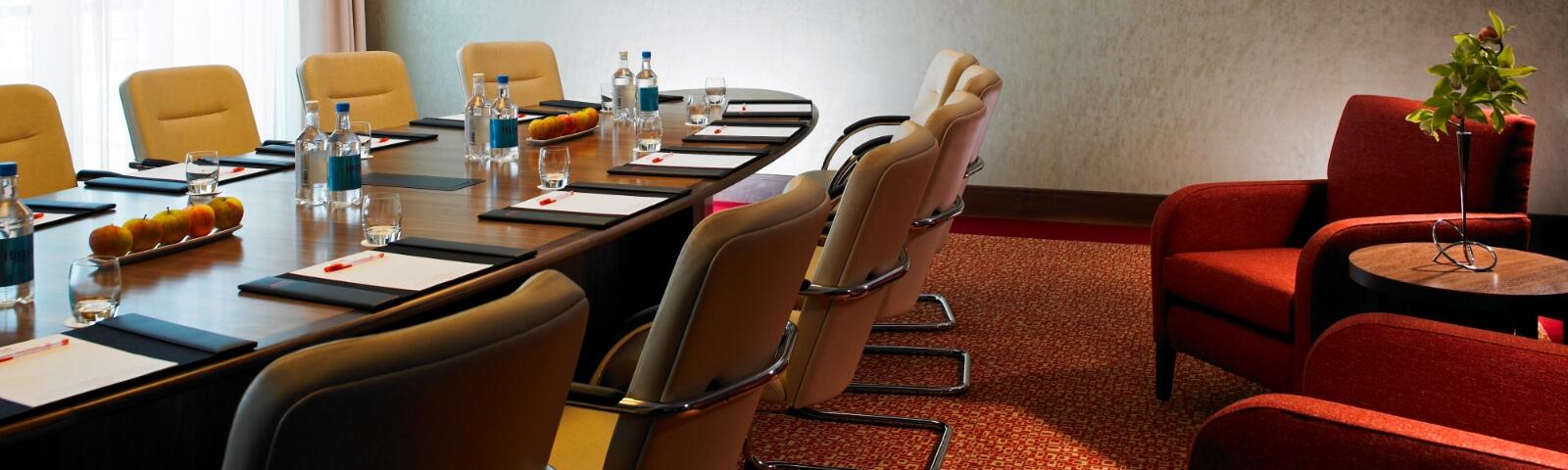 The Boardroom at Lingfield Park resort