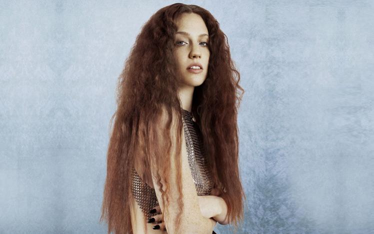 Jess Glynne 